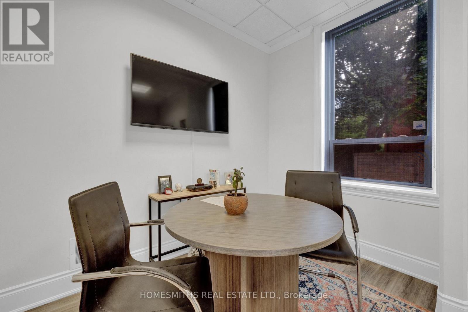 452 Charlotte Street, Peterborough, Ontario  K9J 2W3 - Photo 16 - X12671242