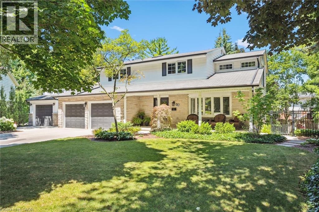 18 PITTSFORD Close, Waterloo, Ontario