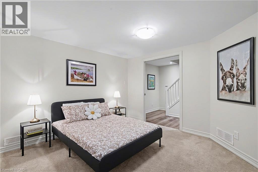 18 Pittsford Close, Waterloo, Ontario  N2K 1V6 - Photo 34 - 40795207