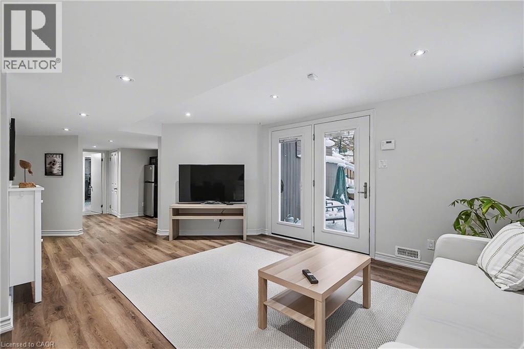 18 Pittsford Close, Waterloo, Ontario  N2K 1V6 - Photo 37 - 40795207