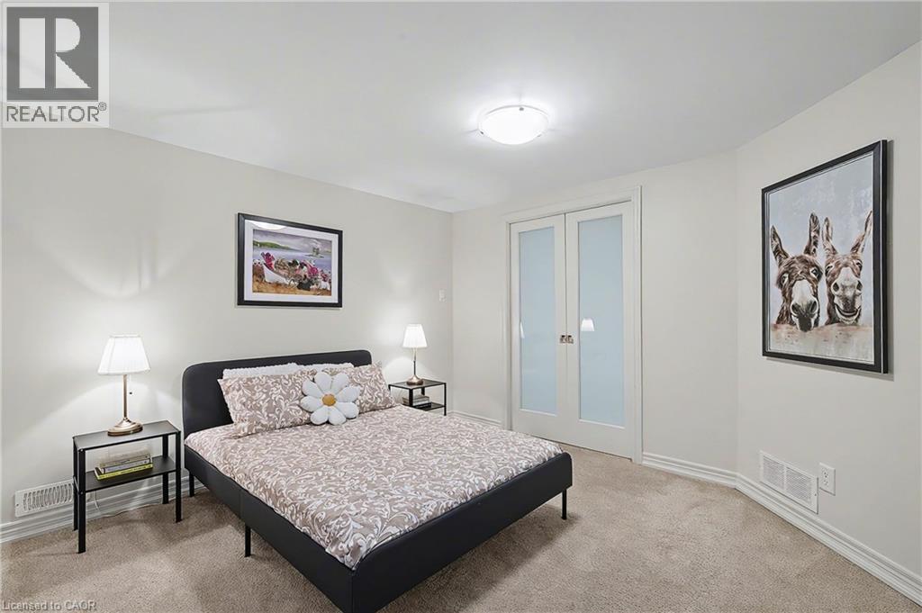 18 Pittsford Close, Waterloo, Ontario  N2K 1V6 - Photo 35 - 40795207