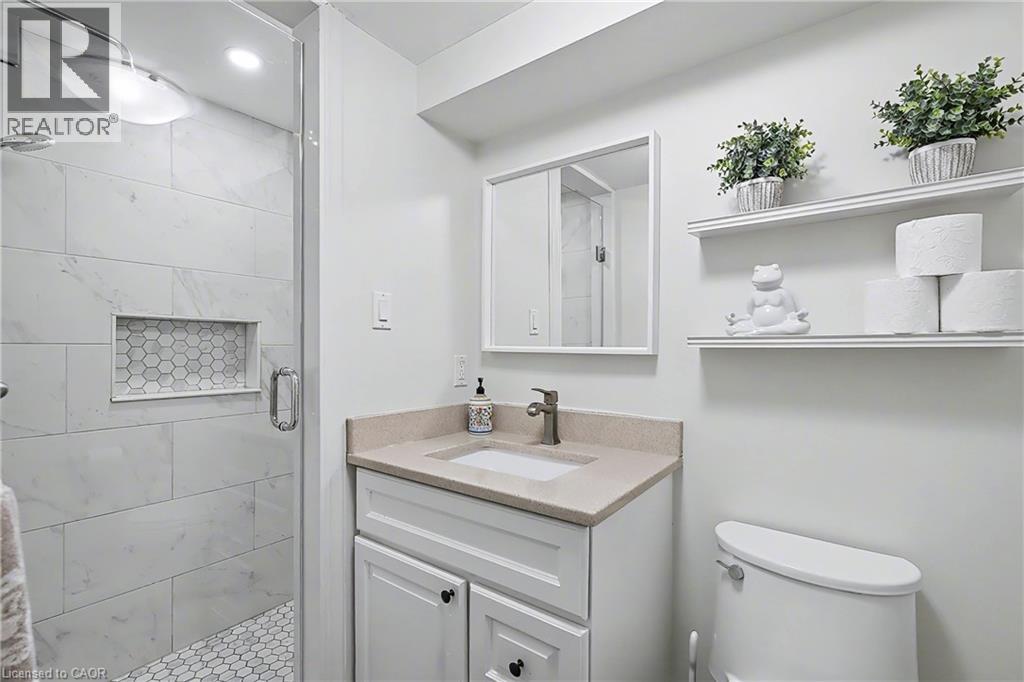 18 Pittsford Close, Waterloo, Ontario  N2K 1V6 - Photo 41 - 40795207