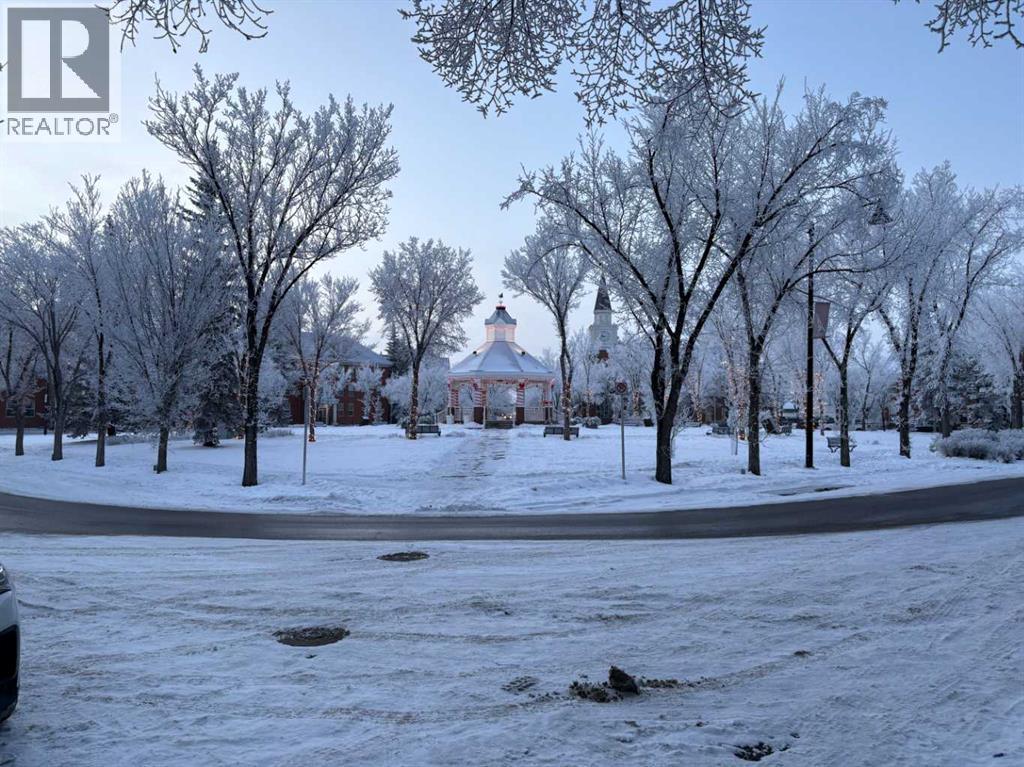 84 Inverness Square Se, Calgary, Alberta  T2Z 2Z2 - Photo 3 - A2272103