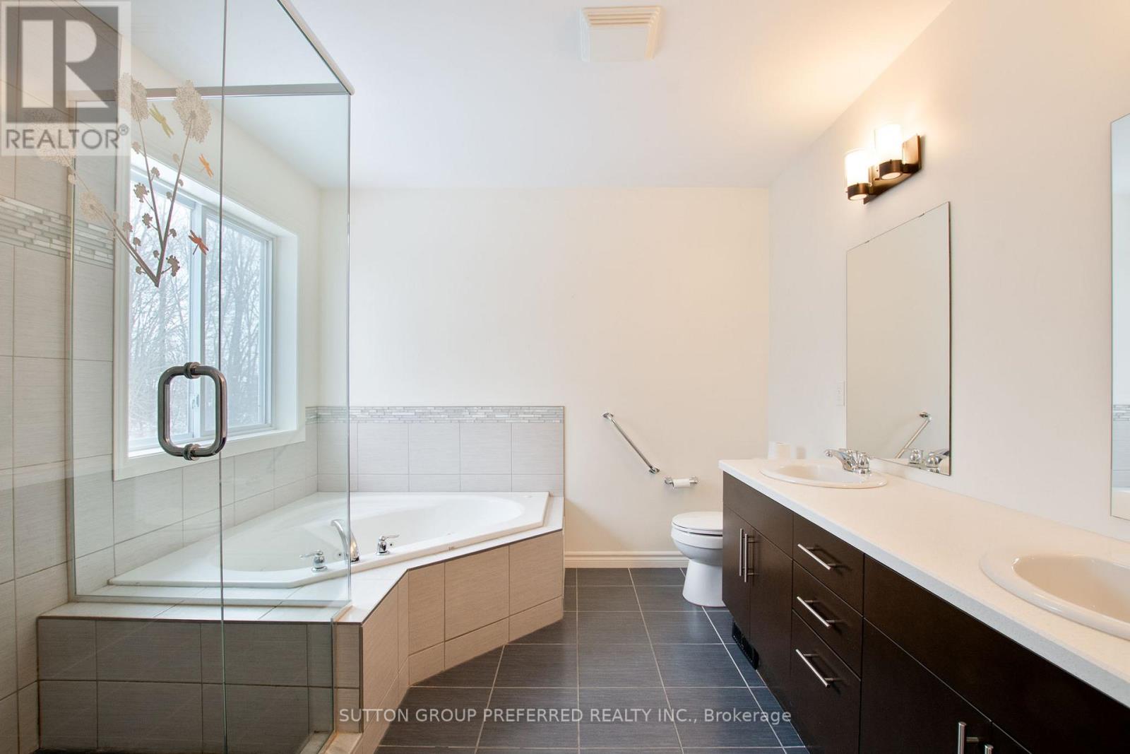 1158 Smither Road, London North (North I), Ontario  N6G 5R8 - Photo 19 - X12671144