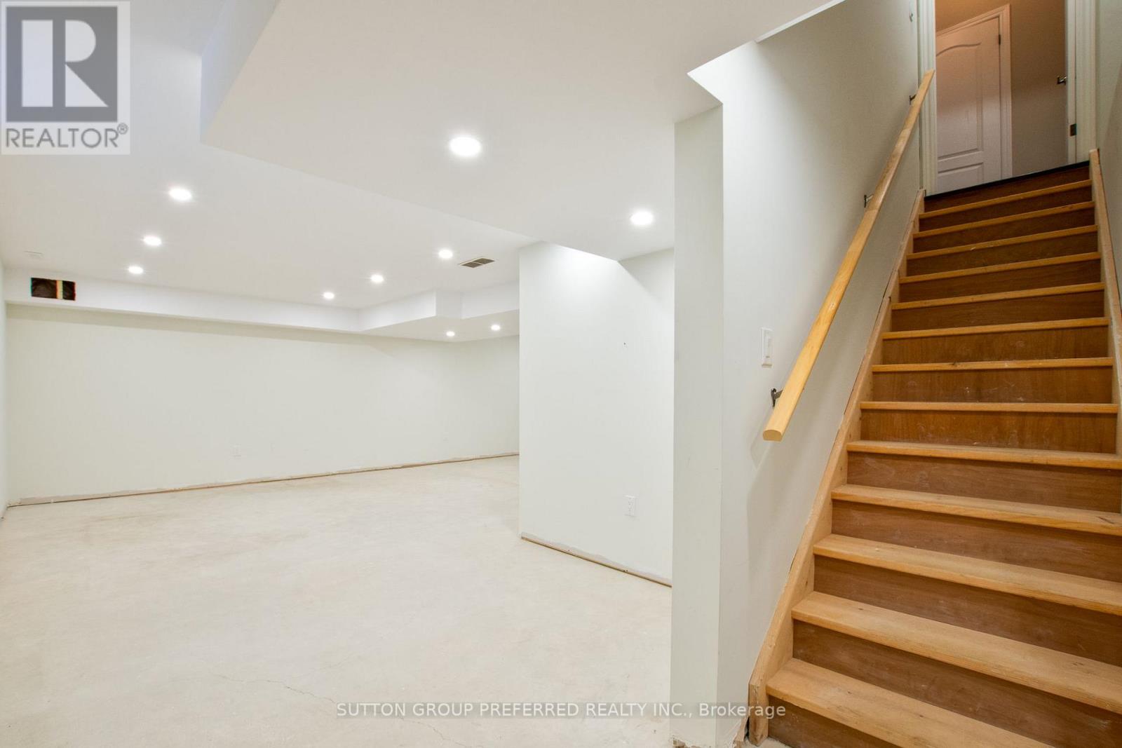 1158 Smither Road, London North (North I), Ontario  N6G 5R8 - Photo 29 - X12671144