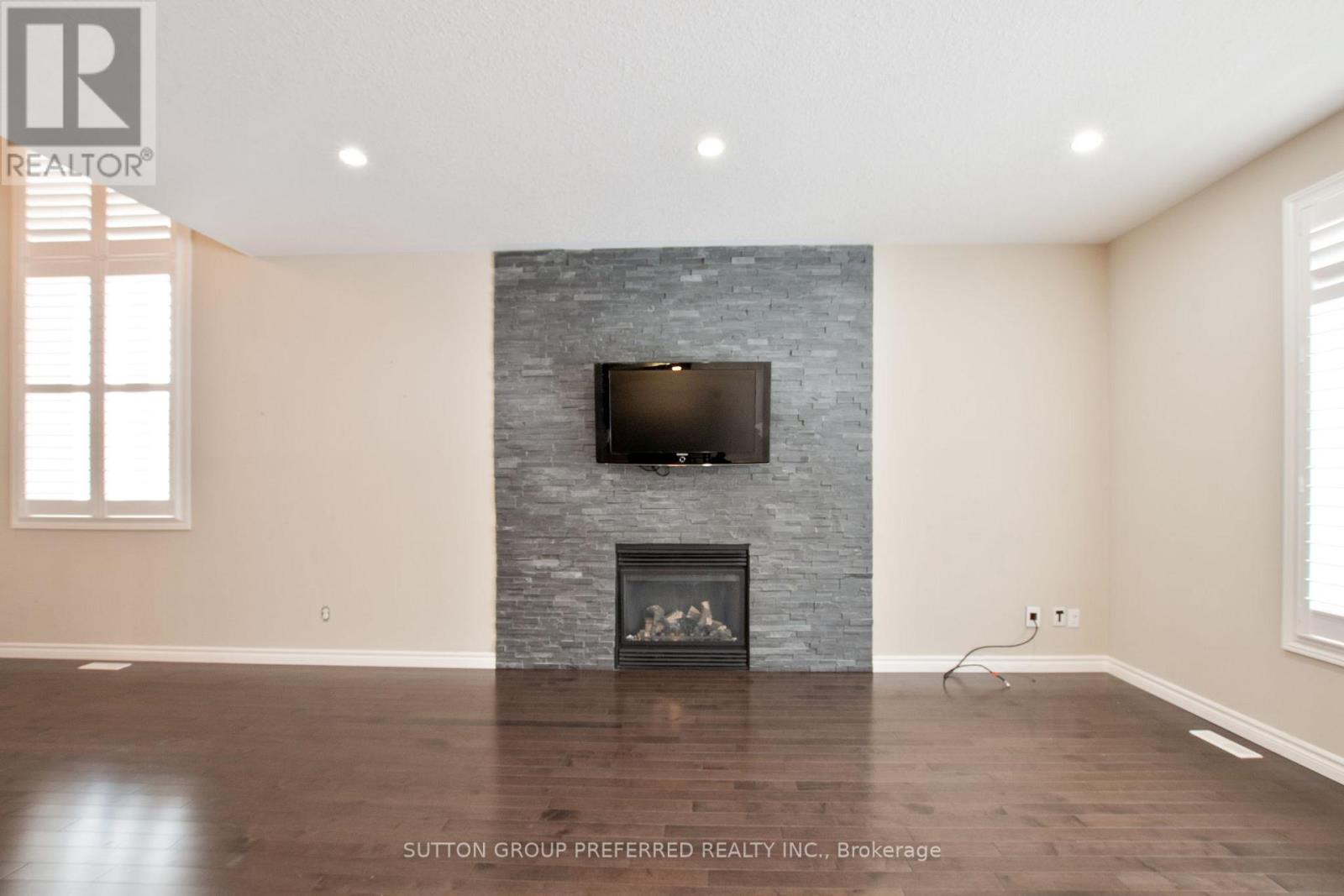 1158 Smither Road, London North (North I), Ontario  N6G 5R8 - Photo 5 - X12671144