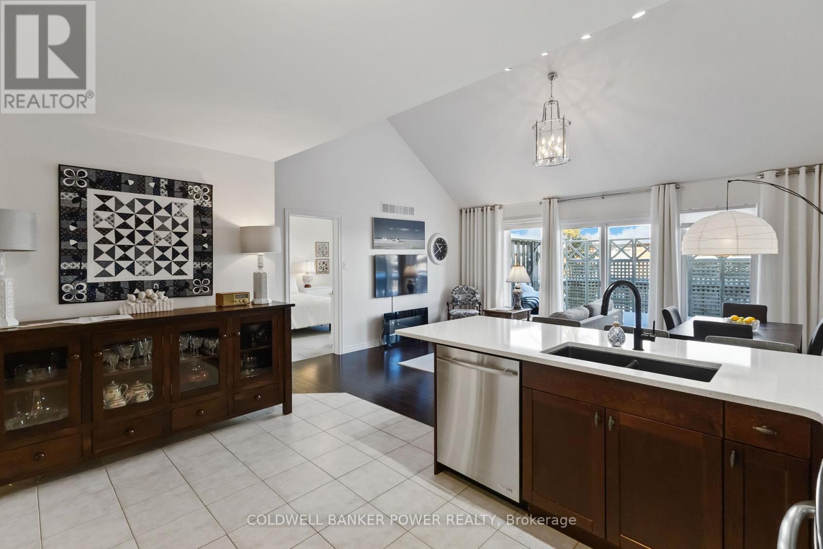 53 - 464 Commissioners Road W, London South (South N), Ontario  N6J 0A2 - Photo 14 - X12671198