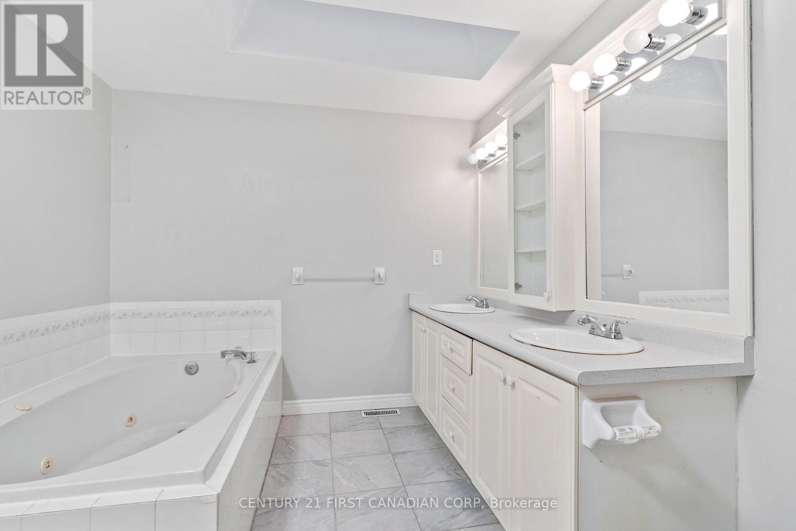 17 - 340 Ambleside Drive, London North, Ontario  N6G 4Y5 - Photo 27 - X12671284