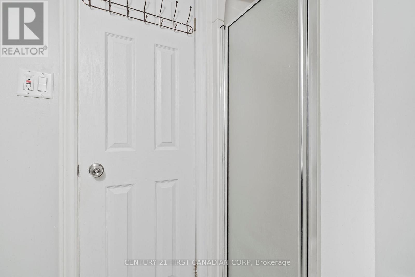 17 - 340 Ambleside Drive, London North, Ontario  N6G 4Y5 - Photo 40 - X12671284