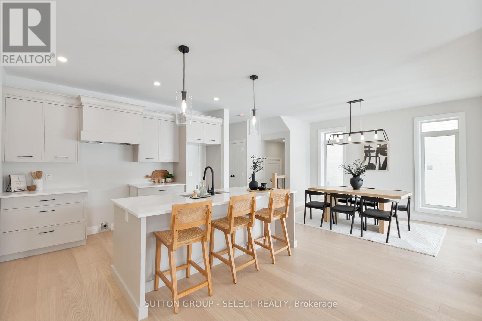 28 Lucas Road, St. Thomas, Ontario  N5R 0M5 - Photo 13 - X12671288