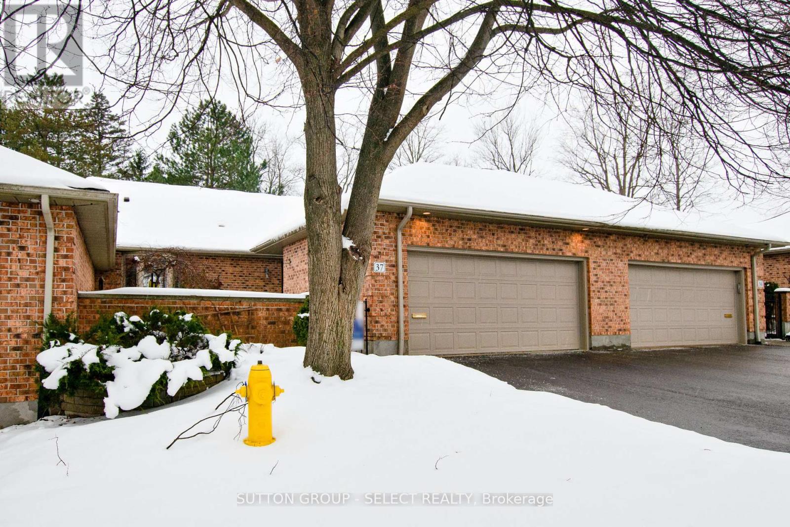 37 - 1443 Commissioners Road W, London South, Ontario  N6K 1E2 - Photo 2 - X12671334