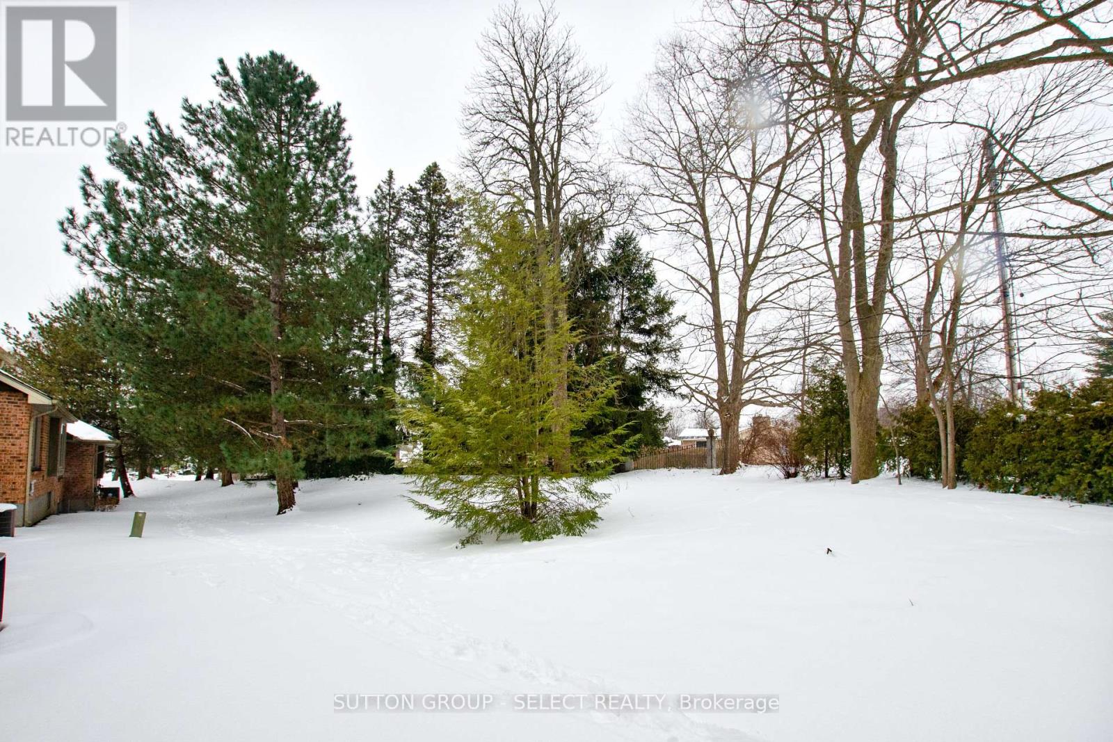 37 - 1443 Commissioners Road W, London South, Ontario  N6K 1E2 - Photo 48 - X12671334