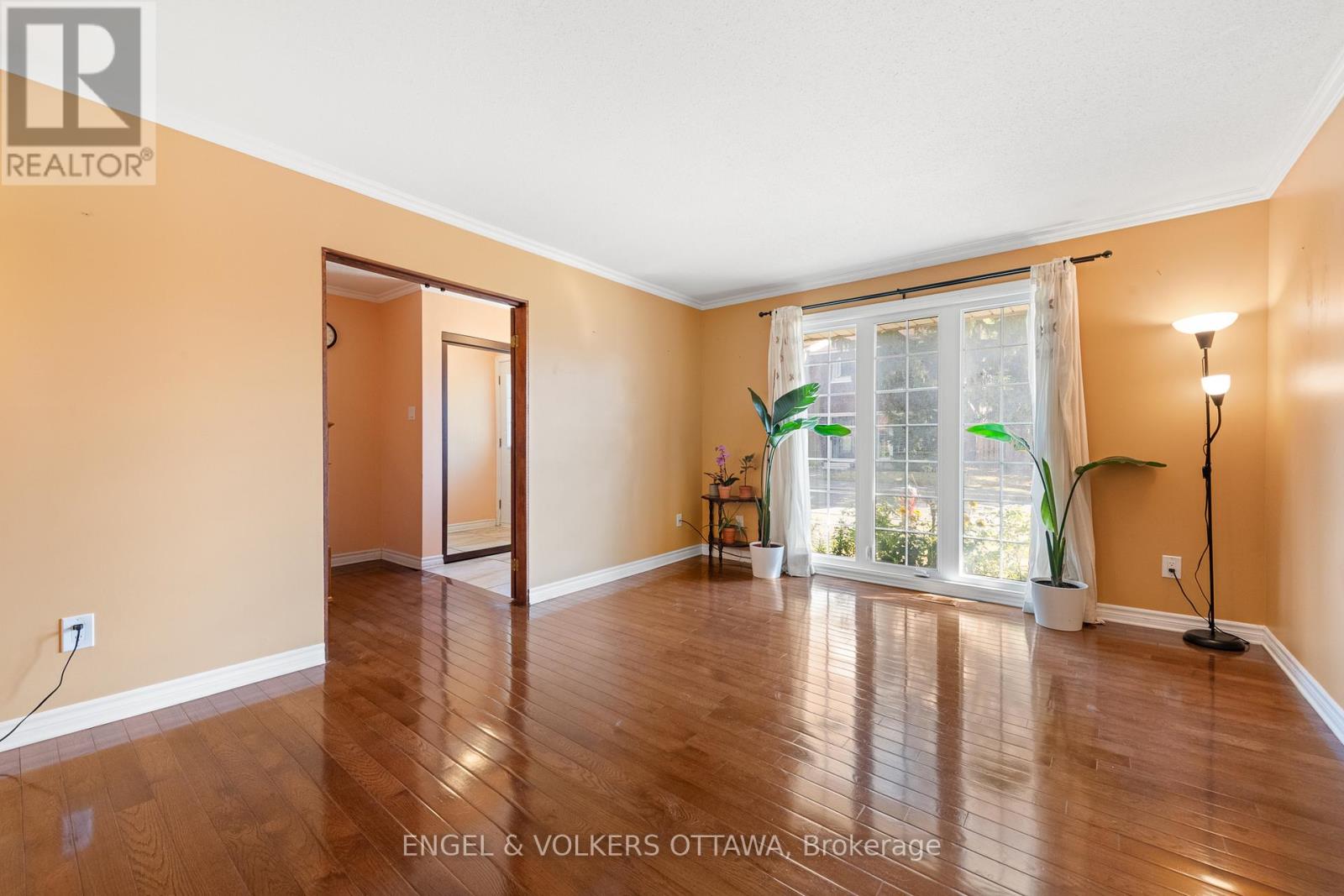 105 - 302 Kintyre Private, Ottawa, Ontario  K2C 3M6 - Photo 10 - X12671128
