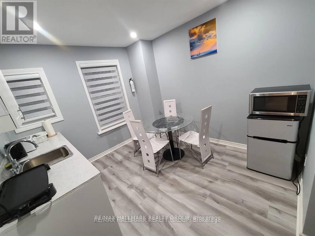 474 Somerset Street W, Ottawa, Ontario  K1R 5J8 - Photo 12 - X12671378