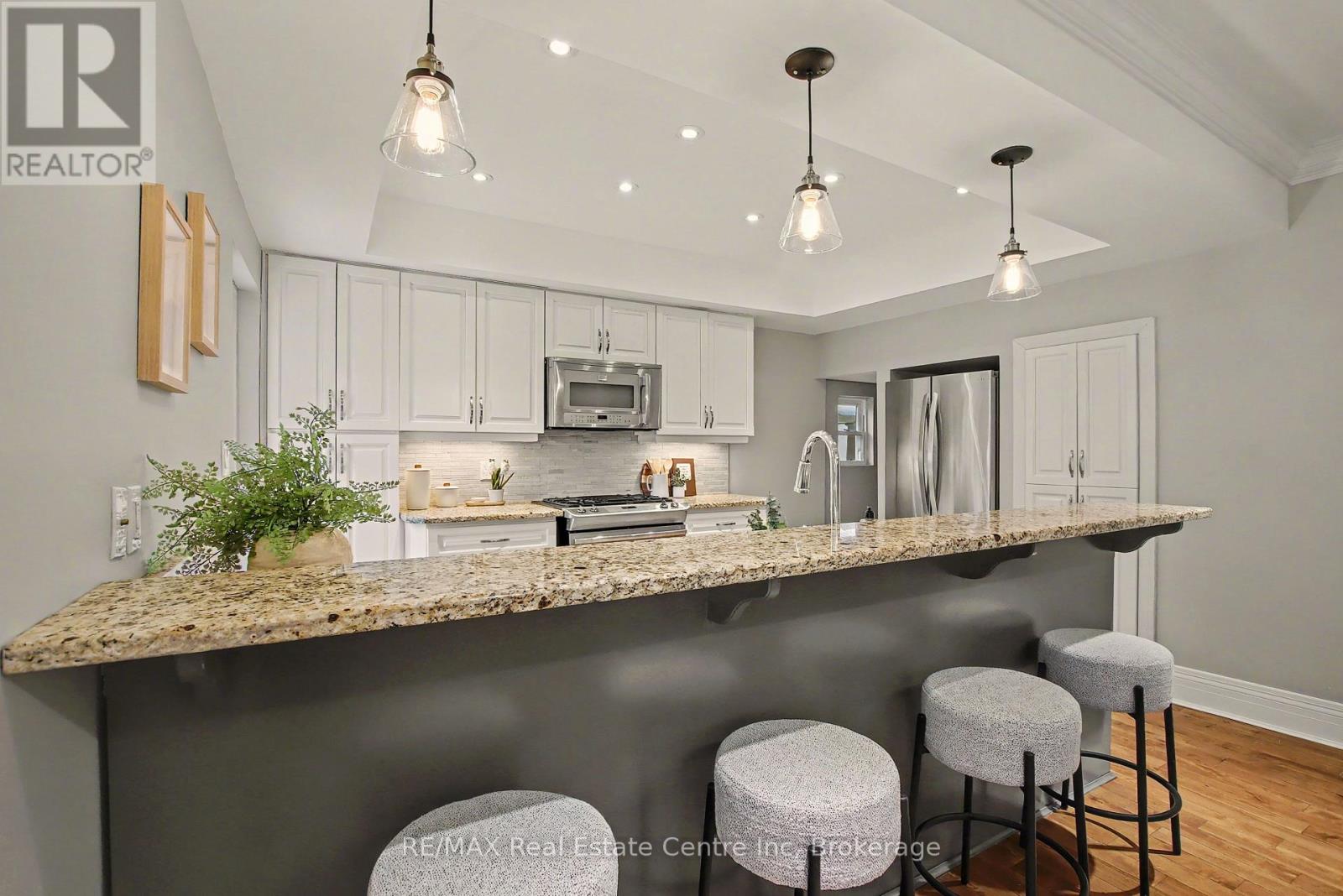 15 Stull Avenue, Guelph, Ontario  N1H 1N2 - Photo 11 - X12671304