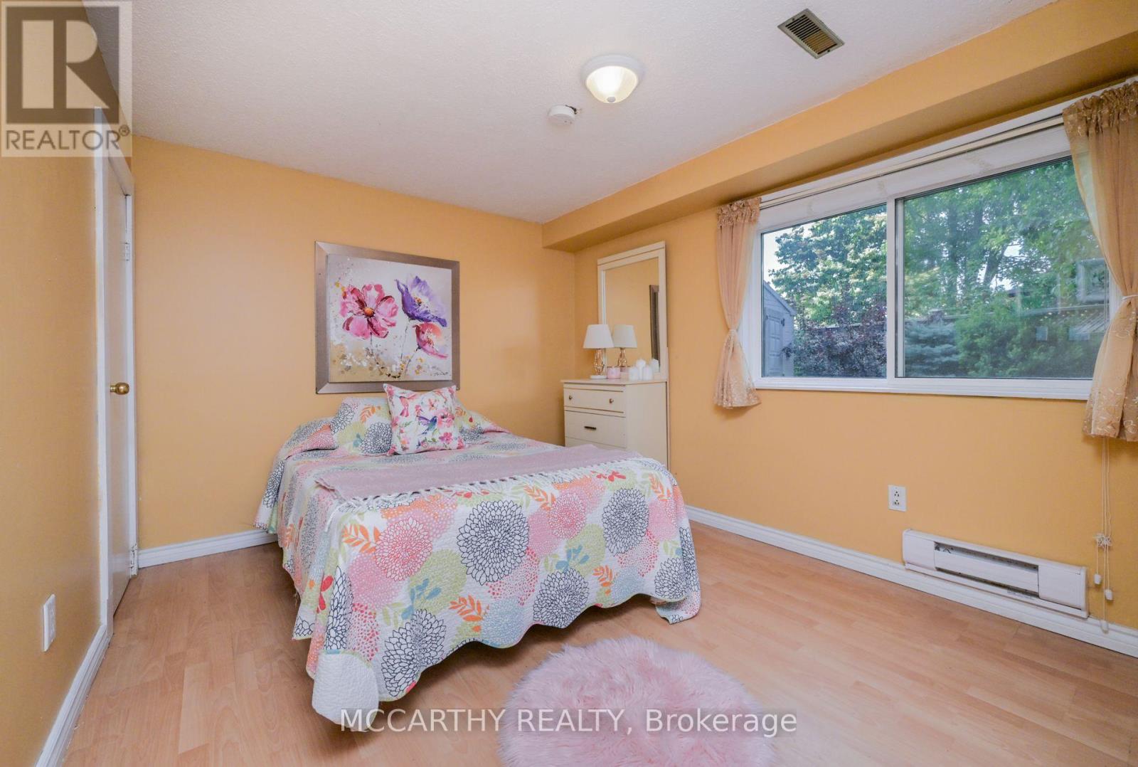 15 Andrew Avenue, Orangeville, Ontario  L9W 4E5 - Photo 22 - W12430360