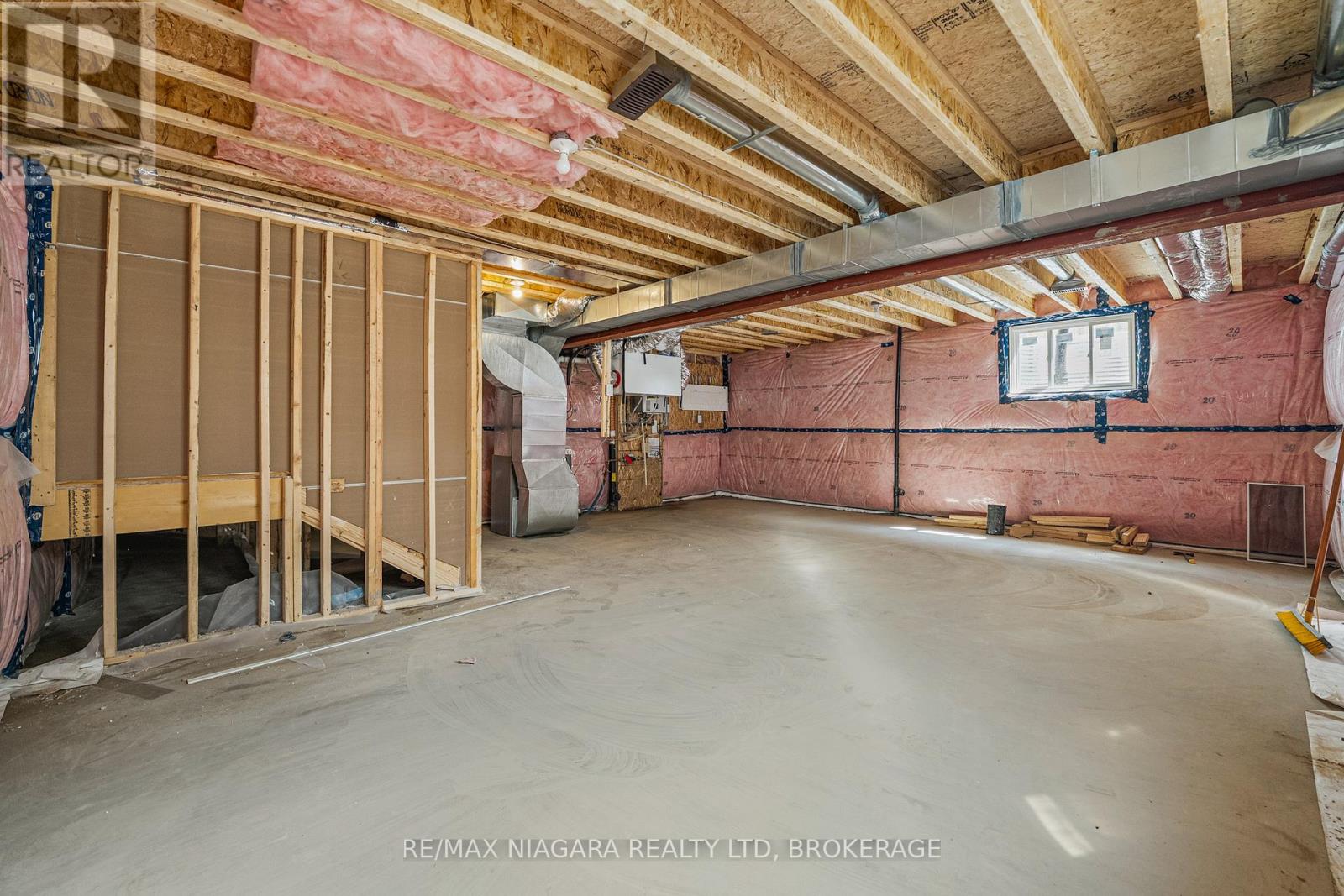 126 Chetwood Street, St. Catharines, Ontario  L2S 2A9 - Photo 24 - X12671308