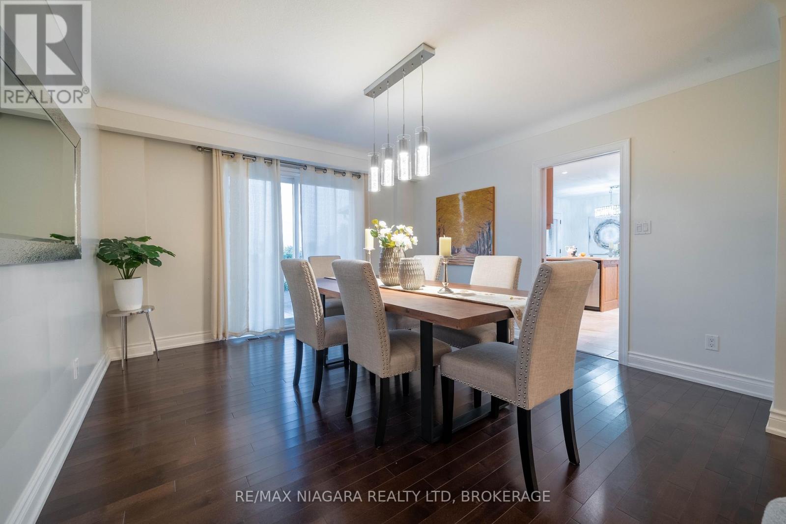 49 Royal York Road, St. Catharines (Lakeshore), Ontario  L2N 2N7 - Photo 14 - X12671354