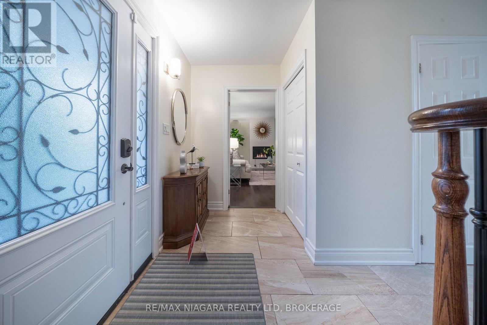 49 Royal York Road, St. Catharines (Lakeshore), Ontario  L2N 2N7 - Photo 8 - X12671354