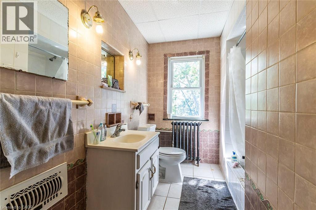 133 Albert Street, Waterloo, Ontario  N2L 3T2 - Photo 7 - 40796663