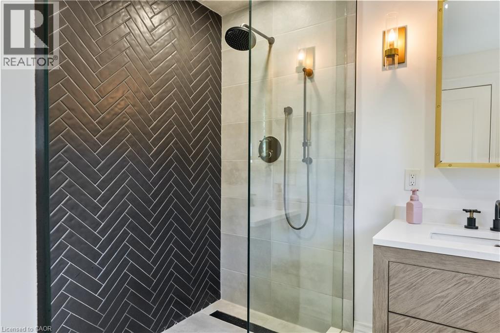 138 Cavendish Court, Oakville, Ontario  L6J 5S2 - Photo 22 - 40796523