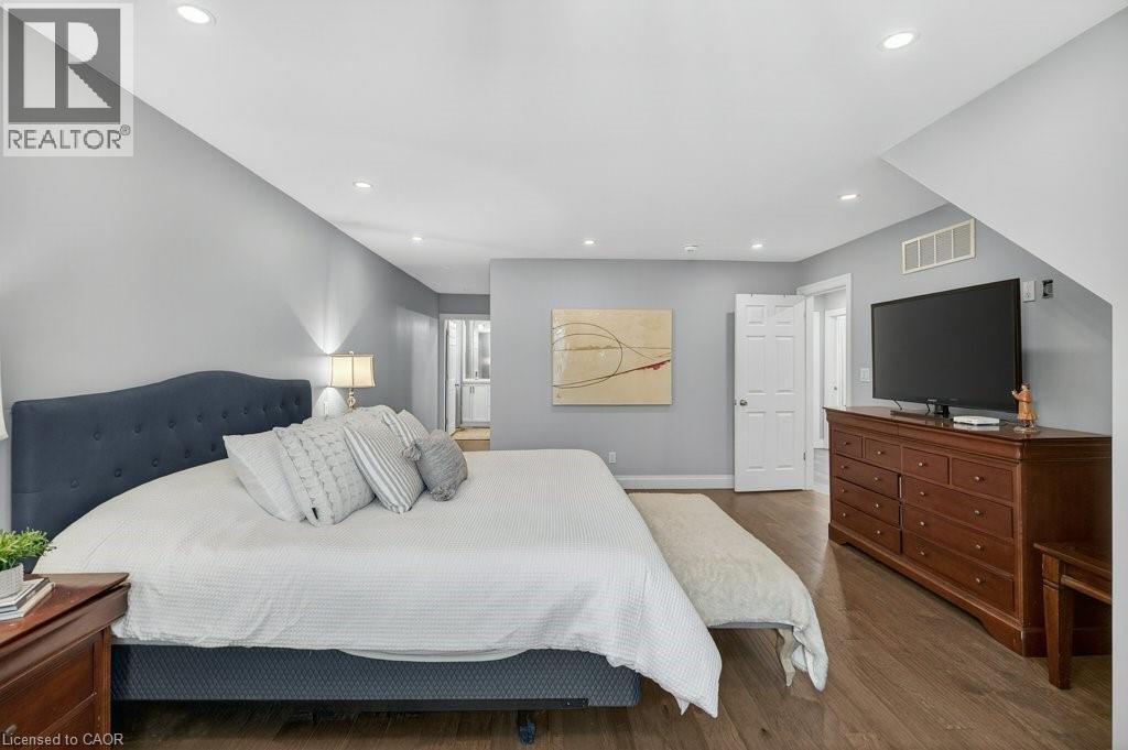 2 Sylvia Avenue, Hamilton, Ontario  L8K 2B3 - Photo 19 - 40796441