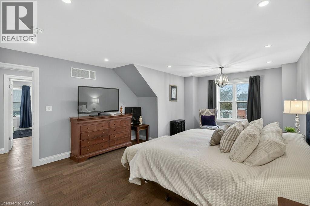 2 Sylvia Avenue, Hamilton, Ontario  L8K 2B3 - Photo 20 - 40796441