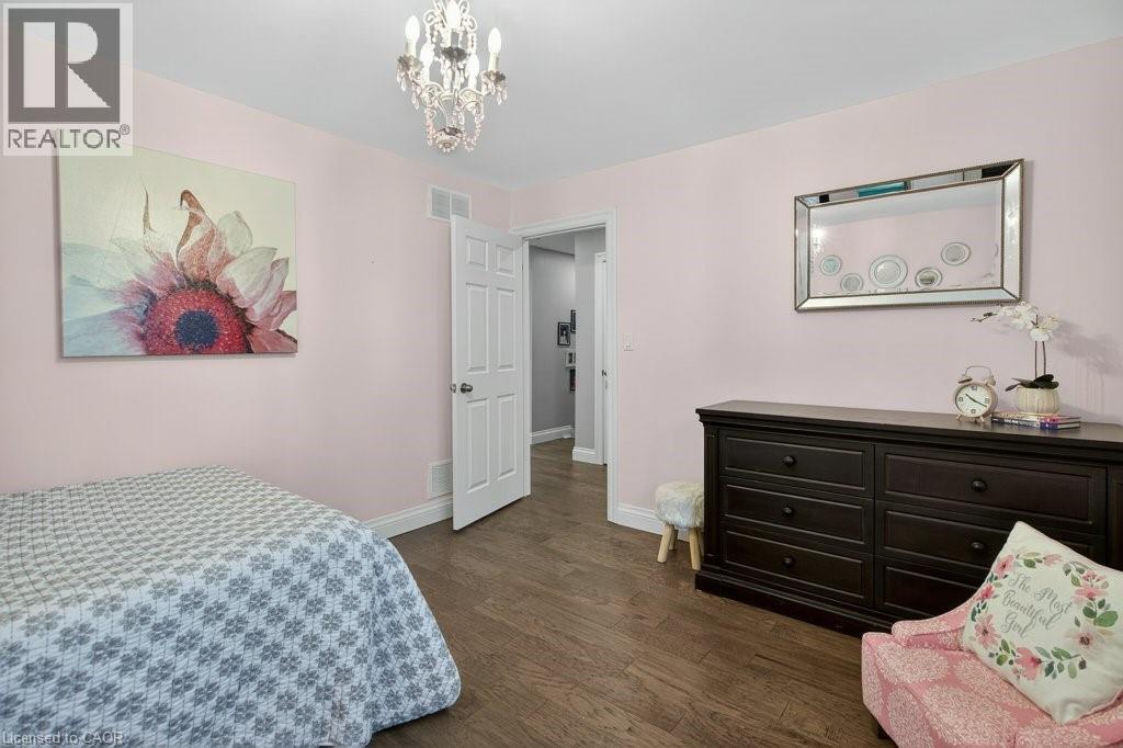 2 Sylvia Avenue, Hamilton, Ontario  L8K 2B3 - Photo 25 - 40796441