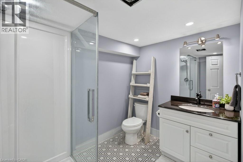 2 Sylvia Avenue, Hamilton, Ontario  L8K 2B3 - Photo 34 - 40796441