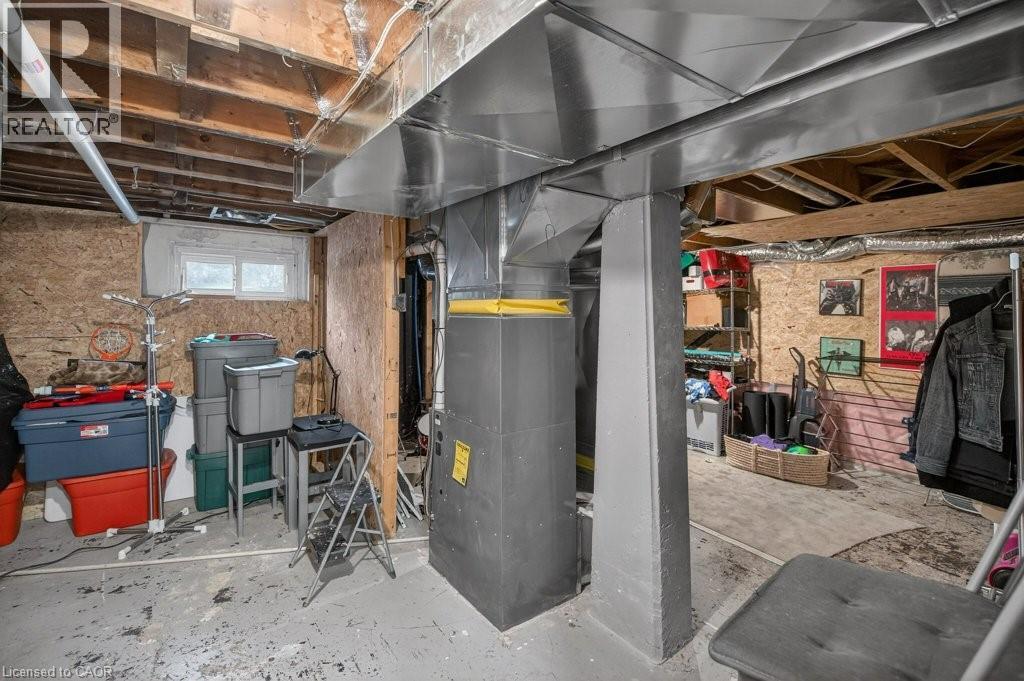 2 Sylvia Avenue, Hamilton, Ontario  L8K 2B3 - Photo 39 - 40796441