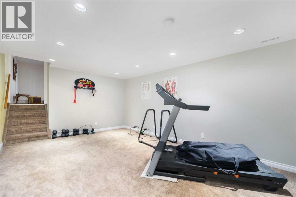 1043 32 Avenue Nw, Calgary, Alberta  T2K 0B3 - Photo 29 - A2267786