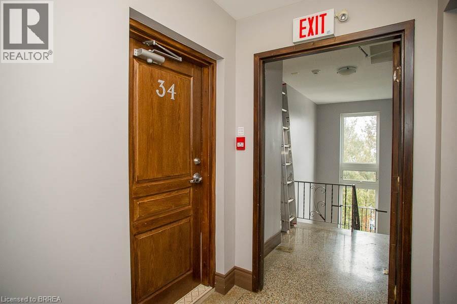 832 Concession Street Unit# 34, Hamilton, Ontario  L8B 1E2 - Photo 2 - 40794616