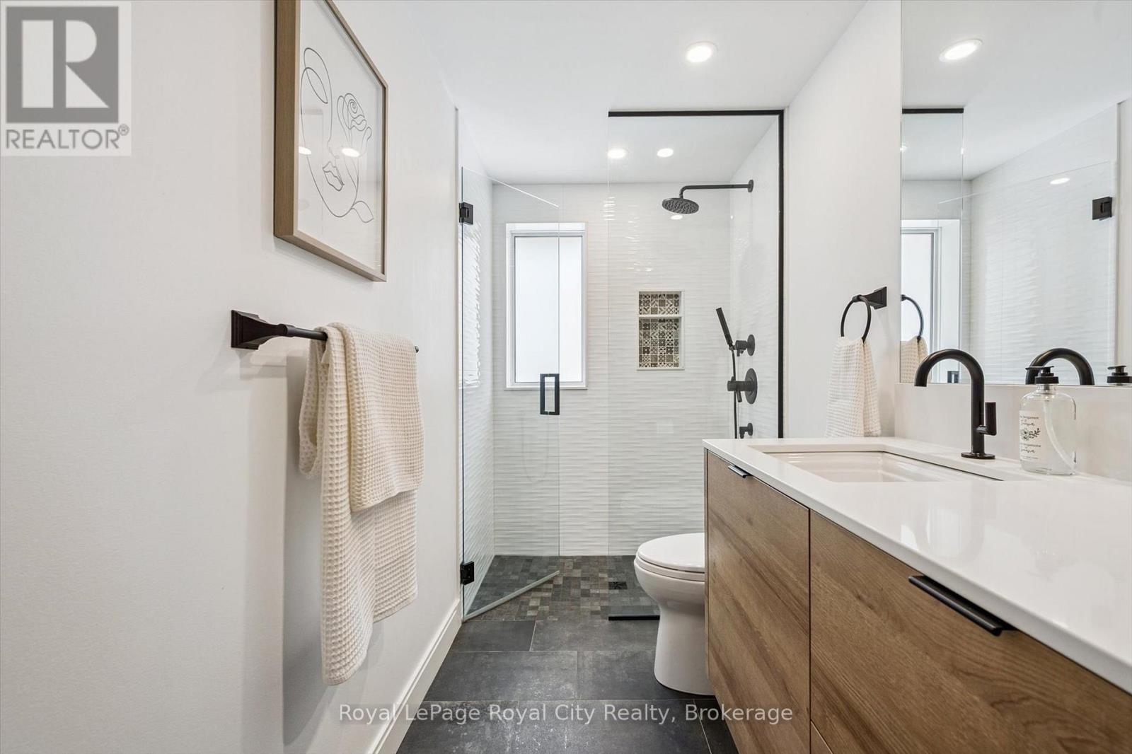 4 Gryphon Place, Guelph, Ontario  N1G 4L7 - Photo 25 - X12602994