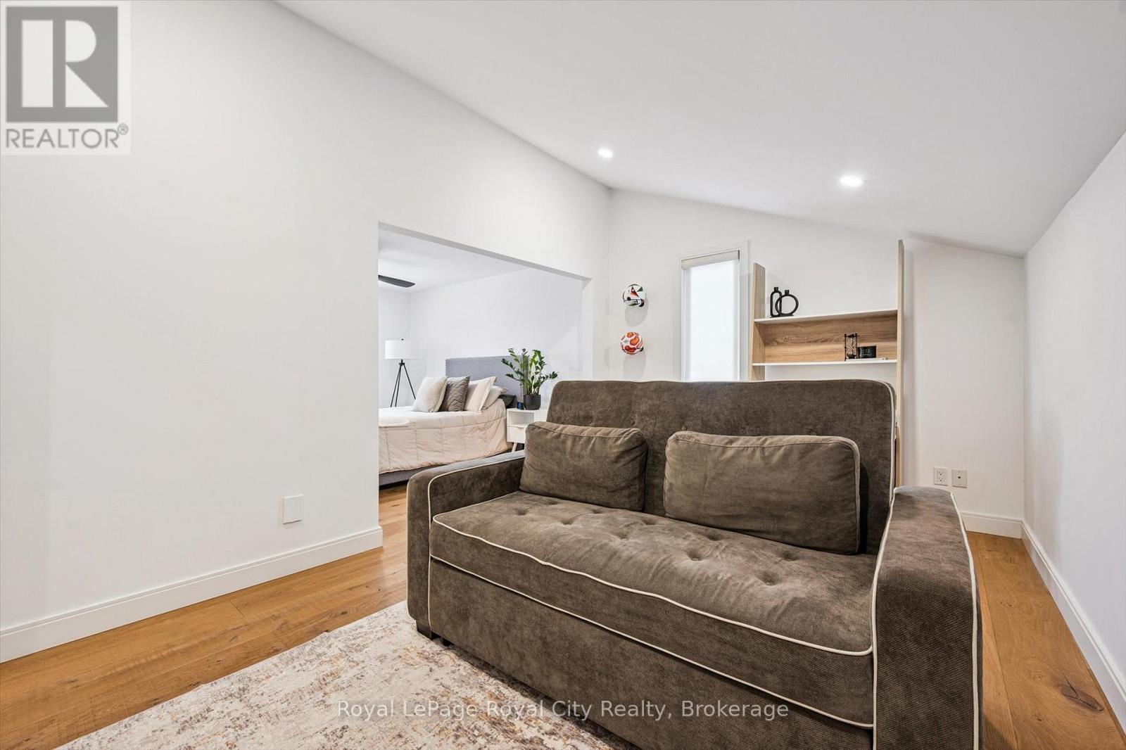 4 Gryphon Place, Guelph, Ontario  N1G 4L7 - Photo 23 - X12602994