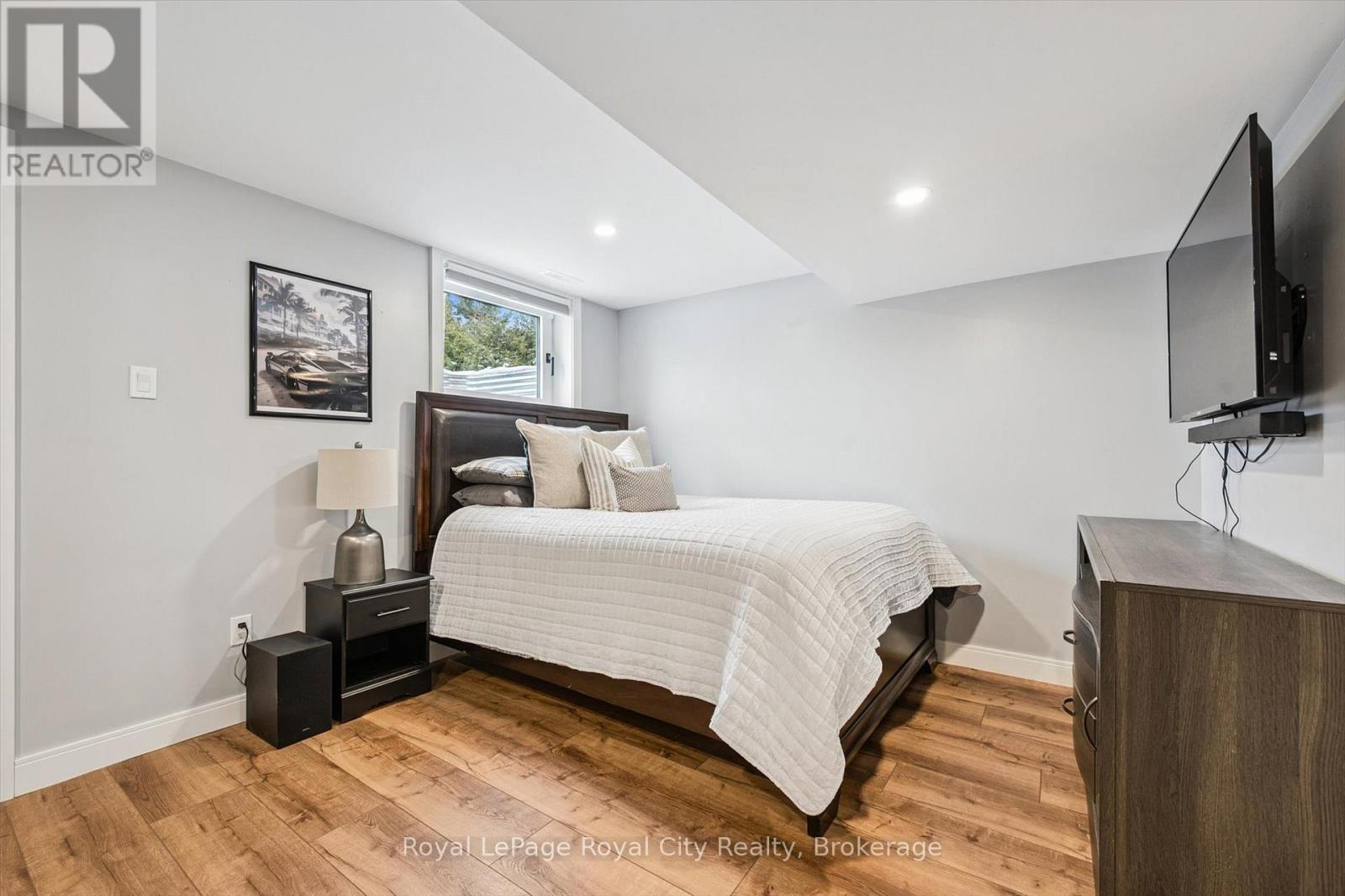 4 Gryphon Place, Guelph, Ontario  N1G 4L7 - Photo 29 - X12602994