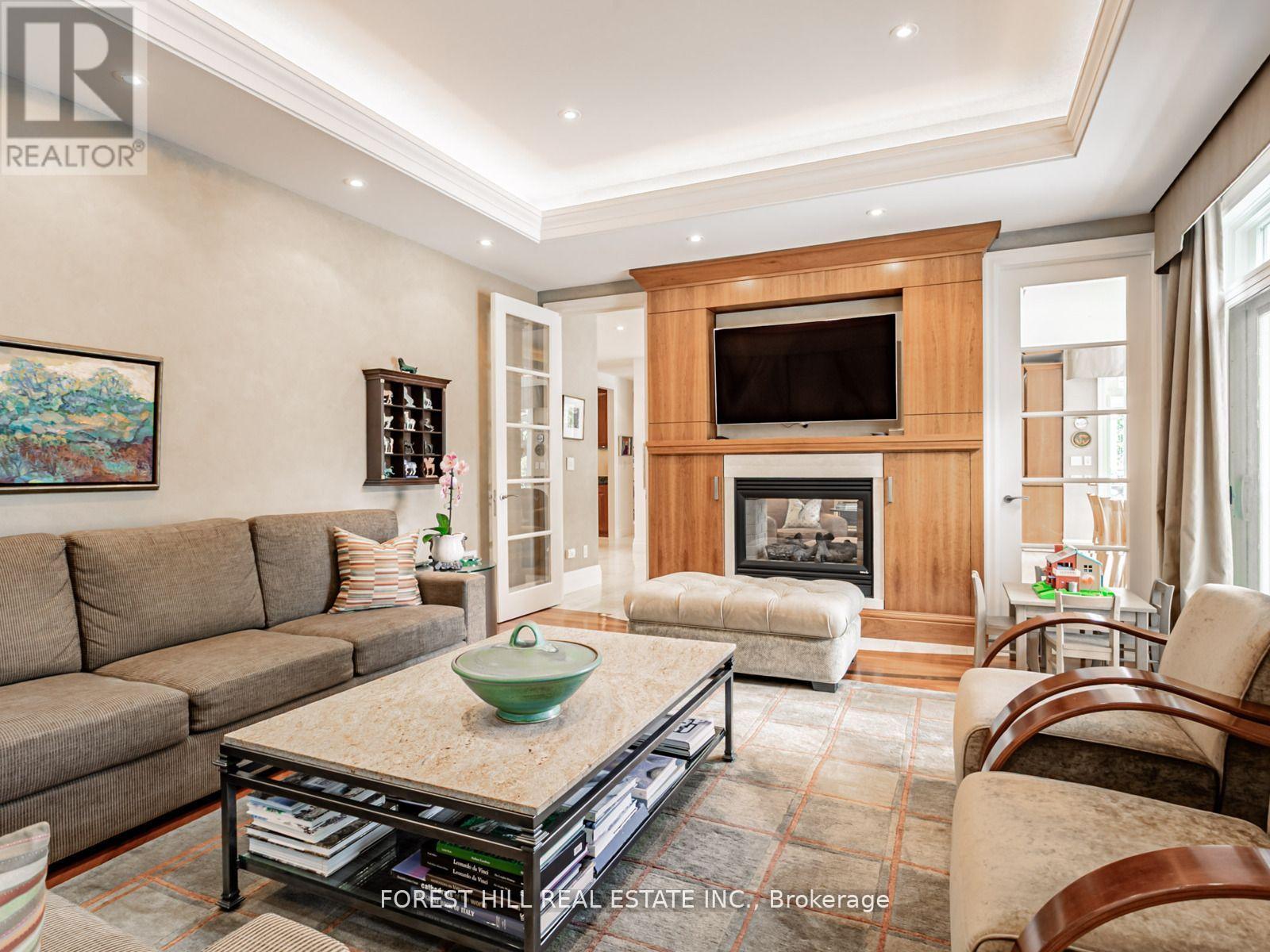 7 CEDARWOOD AVENUE Toronto (Bridle Path-Sunnybrook-York Mills), ON M2L 1L7