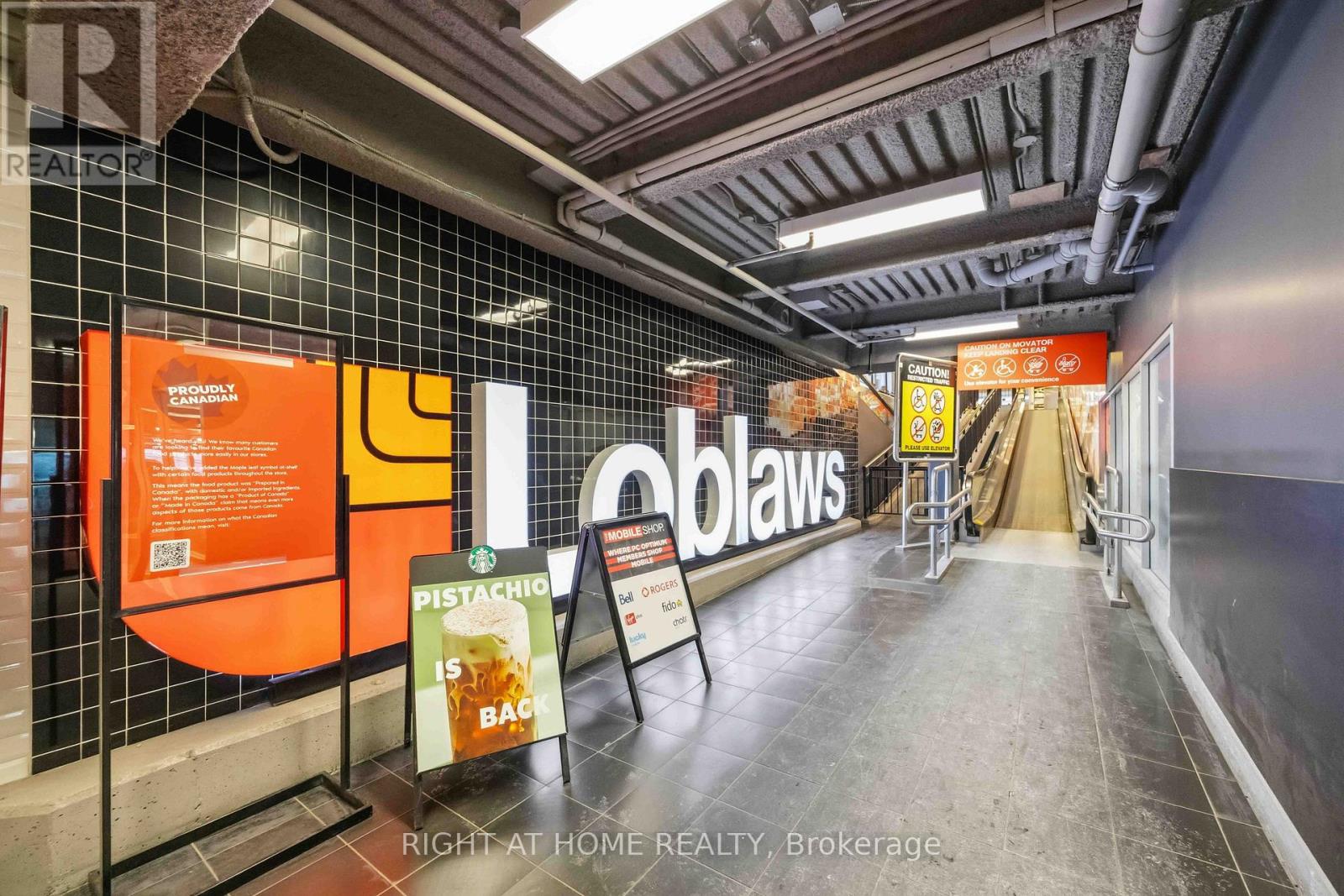 909 - 530 St Clair Avenue W, Toronto, Ontario  M6C 0A2 - Photo 28 - C12671278