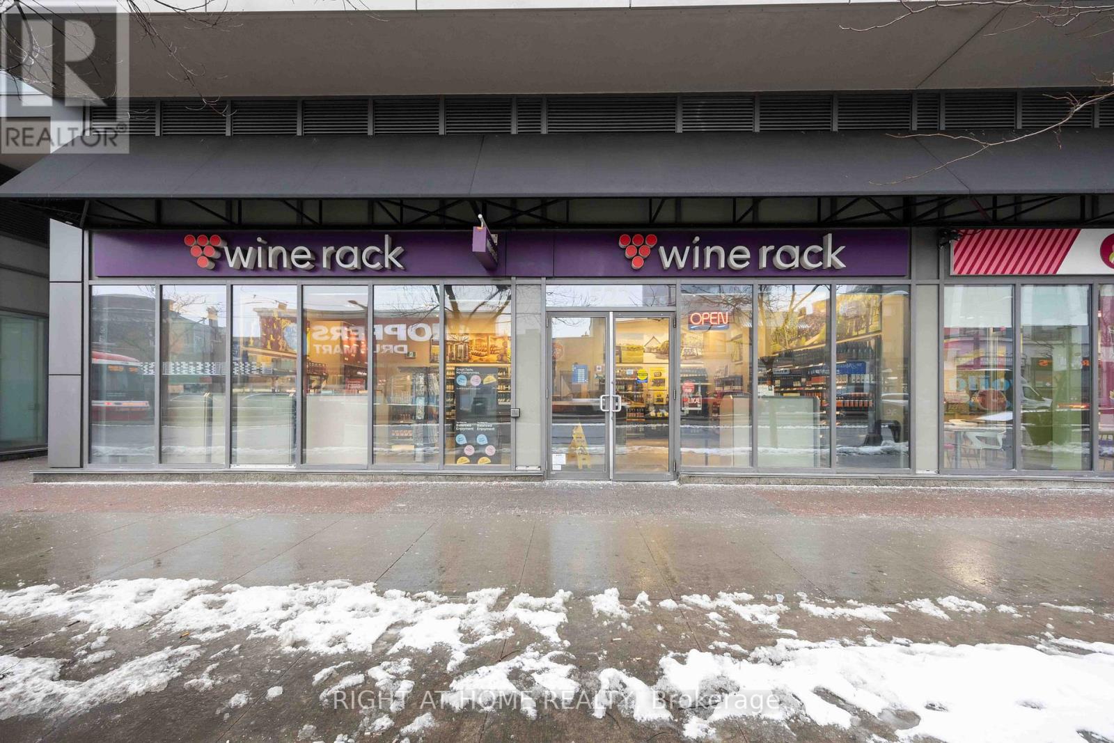 909 - 530 St Clair Avenue W, Toronto, Ontario  M6C 0A2 - Photo 30 - C12671278