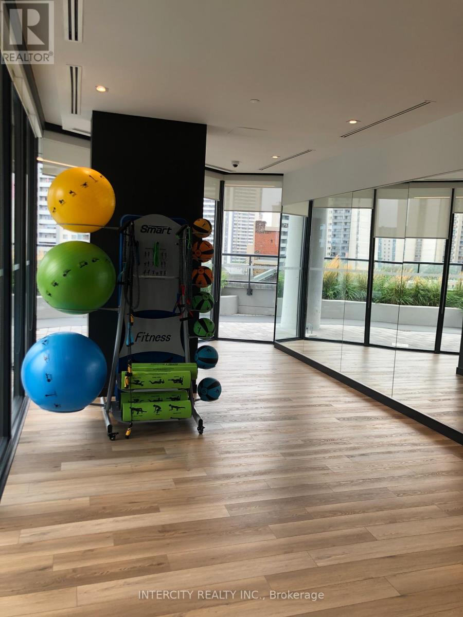 304 - 159 Wellesley Street E, Toronto, Ontario  M4Y 1J2 - Photo 16 - C12671298