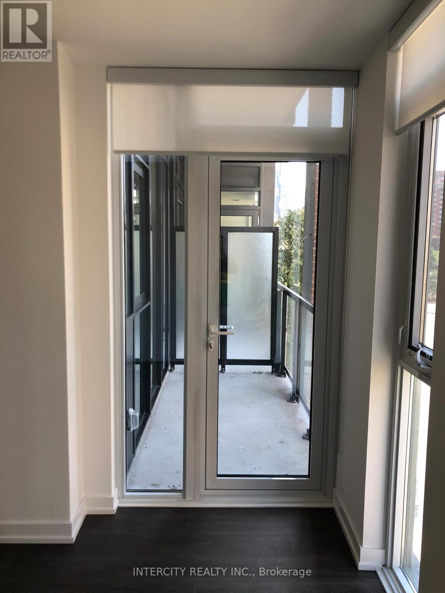 304 - 159 Wellesley Street E, Toronto, Ontario  M4Y 1J2 - Photo 5 - C12671298