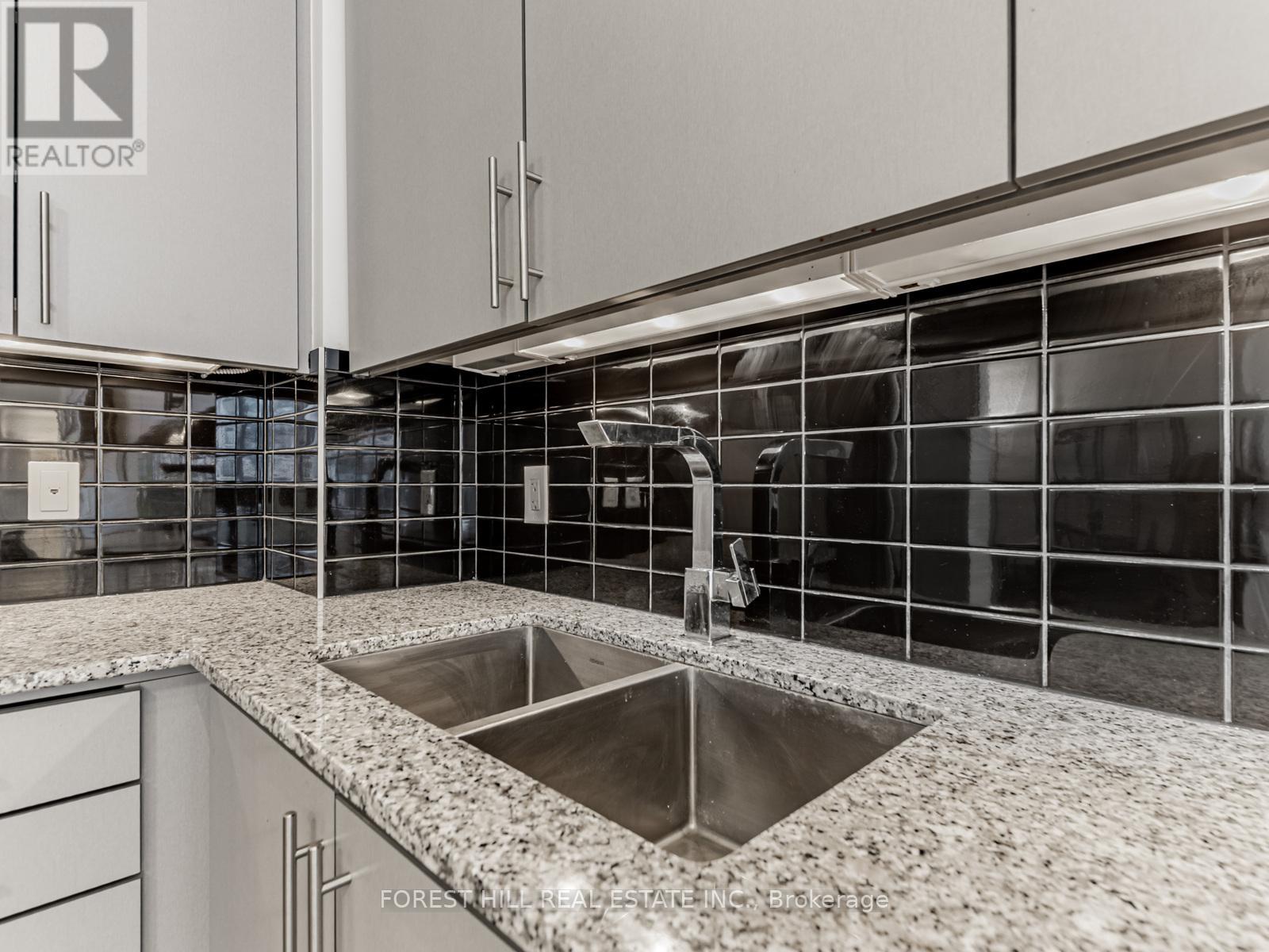 517 - 60 Berwick Avenue, Toronto, Ontario  M5P 1H1 - Photo 10 - C12671348