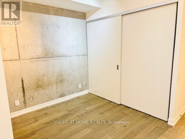 304 - 39 Brant Street, Toronto, Ontario  M5V 2L9 - Photo 13 - C12671394