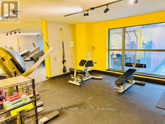 304 - 39 Brant Street, Toronto, Ontario  M5V 2L9 - Photo 18 - C12671394