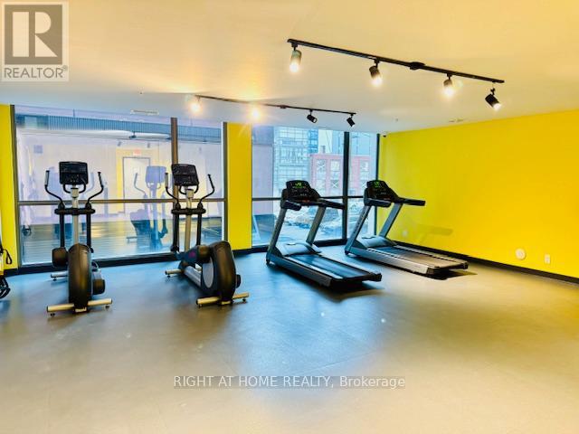 304 - 39 Brant Street, Toronto, Ontario  M5V 2L9 - Photo 19 - C12671394