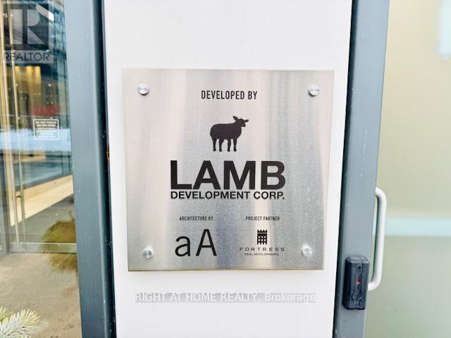 304 - 39 Brant Street, Toronto, Ontario  M5V 2L9 - Photo 3 - C12671394