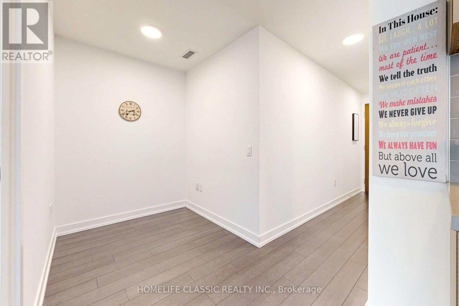 1804 - 39 Roehampton Avenue, Toronto, Ontario  M4P 0G1 - Photo 15 - C12671440