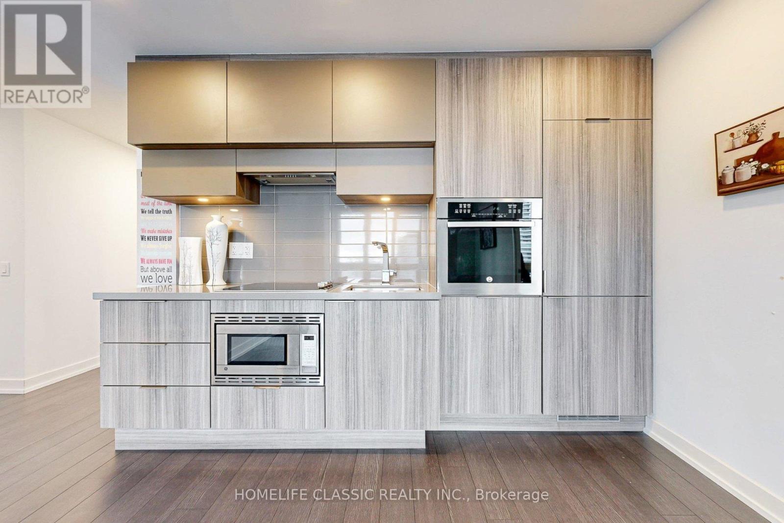 1804 - 39 Roehampton Avenue, Toronto, Ontario  M4P 0G1 - Photo 7 - C12671440