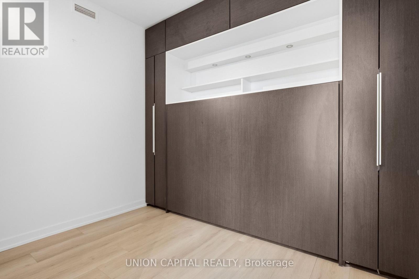 3905 - 33 Charles Street E, Toronto, Ontario  M4Y 1R9 - Photo 22 - C12671446