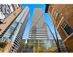 3905 - 33 CHARLES STREET E, Toronto, Ontario