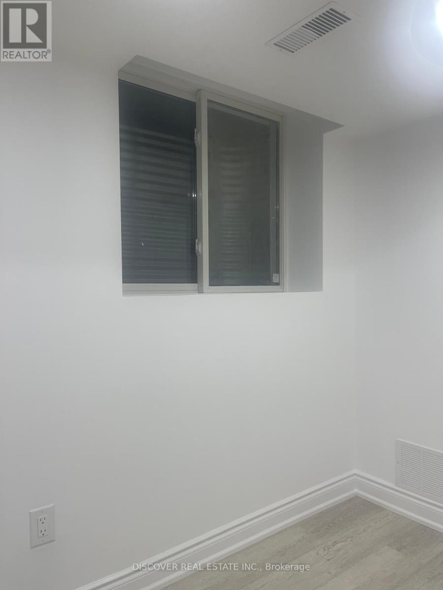 1569 Pennel Drive, Oshawa, Ontario  L1K 0J9 - Photo 1 - E12666514